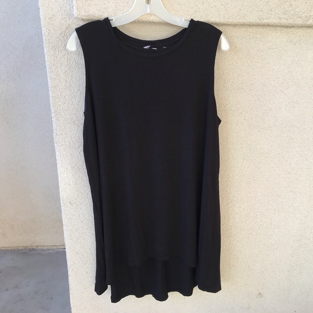 Layers Lori Goldstein Dress SzXL
Super Soft Knit Knee Length Sleeveless